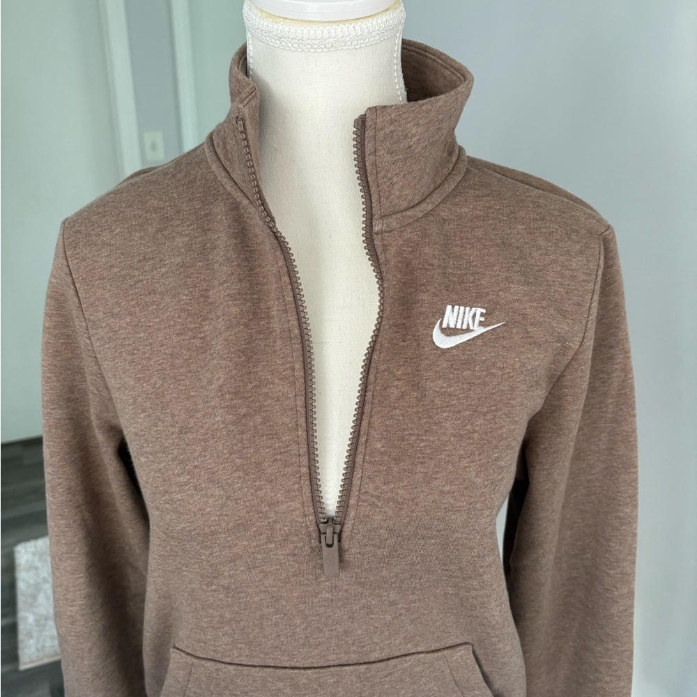 NIKE Sportswear Club Fleece Quarter-Zip Sweatshirt - Picture 3 of 7